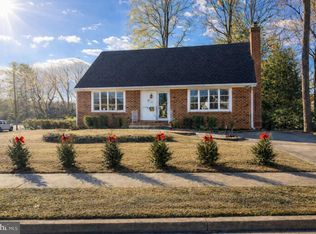 8621 Kenilworth Dr, Springfield, VA 22151