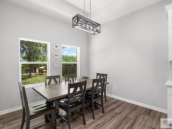 4th image of 7818 Drury Ln