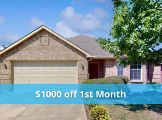 337 Leisure Ln, Waxahachie, TX 75165