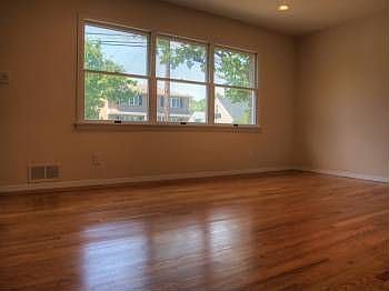 3rd image of 178 Chamberlin St
