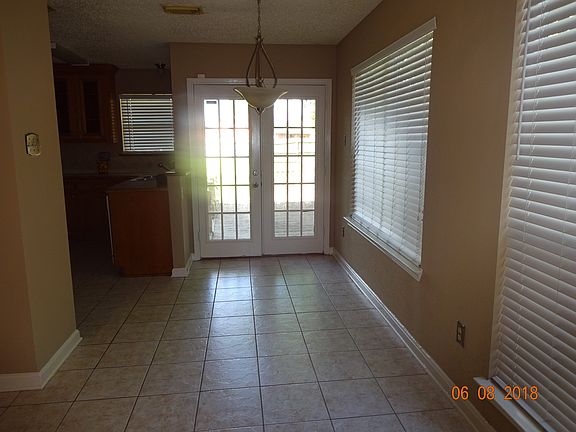 5th image of 2415 Poco Dr