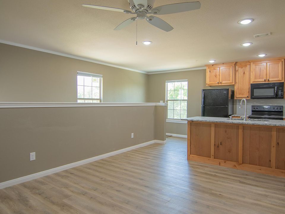 1st image of 651 E McGregor Dr #2A