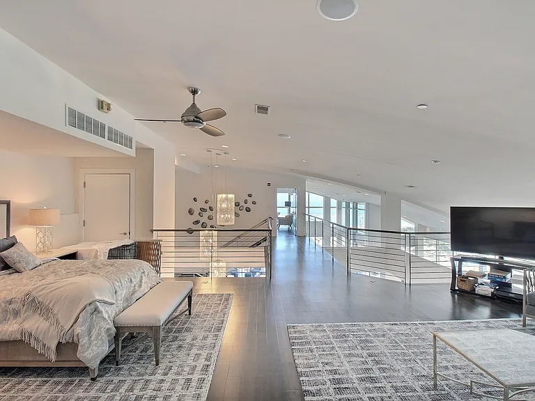 701 W Lakeside Ave #Penthouse 1301 — Photo 15