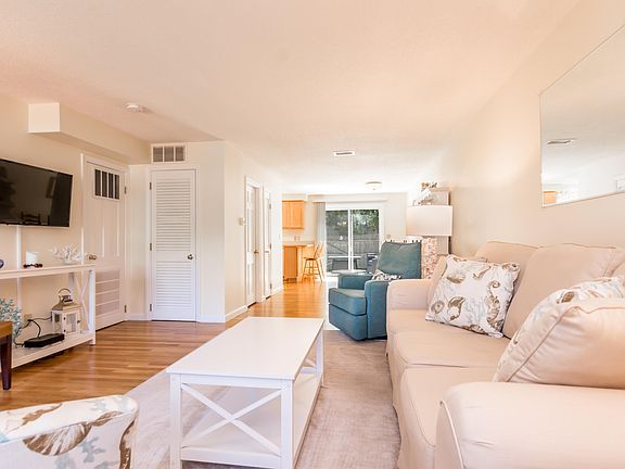 5th image of 54 Captain Cook Lane UNIT 54