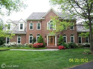 12622 Misty Creek Ln, Fairfax, VA 22033