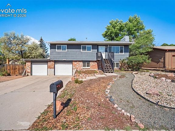 4th image of 4140 Tulip Way