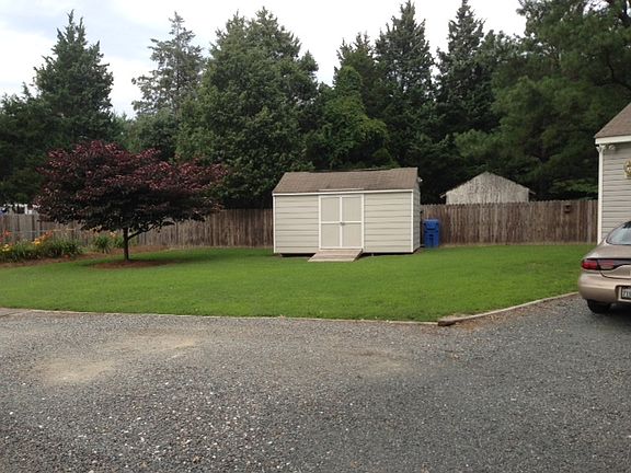 4th image of 7302 Kim Shelly Ct