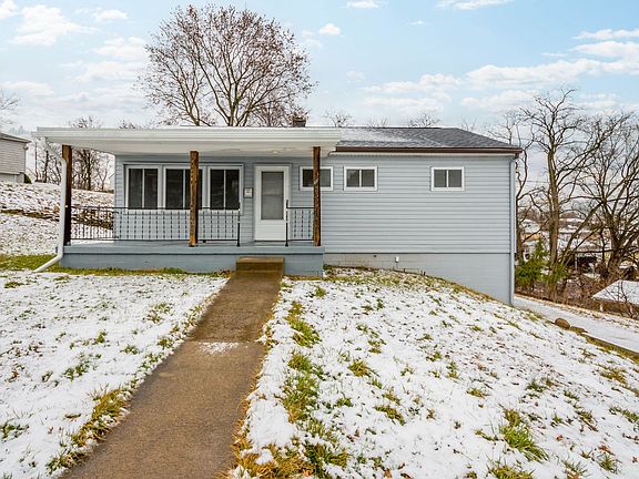 4th image of 10821 Bellview Dr