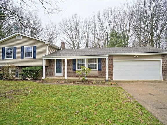 2nd image of 1992 Willowdale Dr