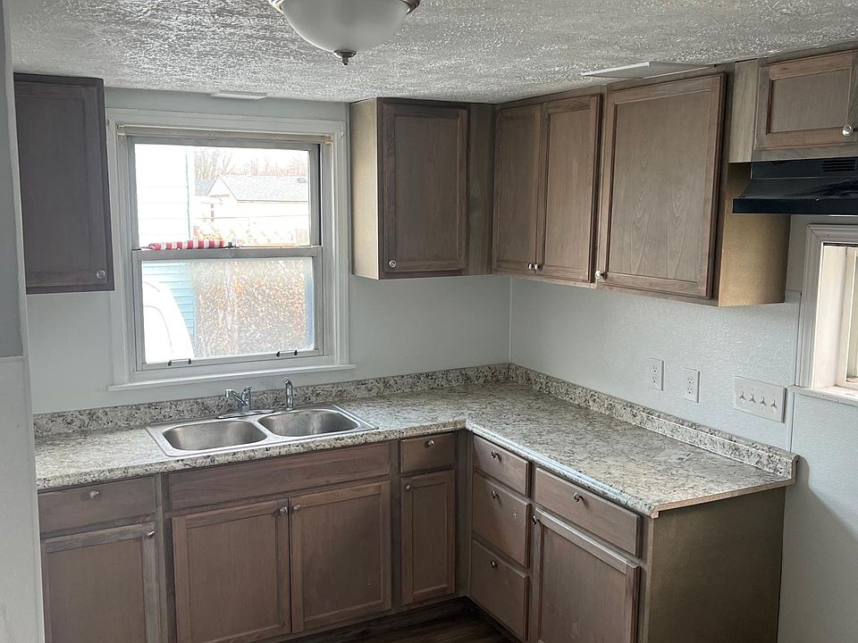 1st image of 2236 Garfield Blvd