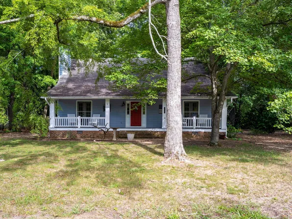1627 Shelby Cir, Hixson, TN 37343