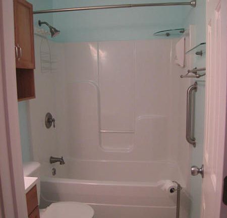 5th image of 902 S 9th St
