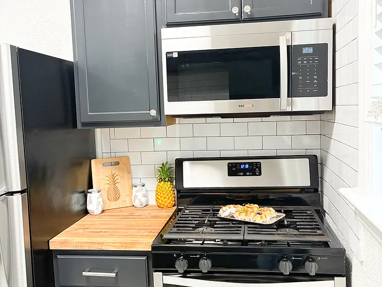 512 E Dewey Pl #6 — Photo 10