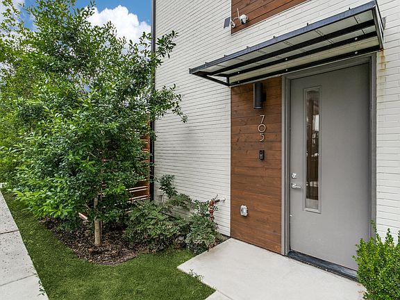 3rd image of 4426 Cabell Dr #705