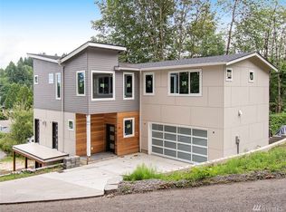 8236 NE 169th St, Kenmore, WA 98028