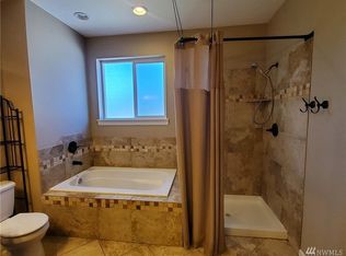 105 Columbia Ave, Fircrest, WA 98466