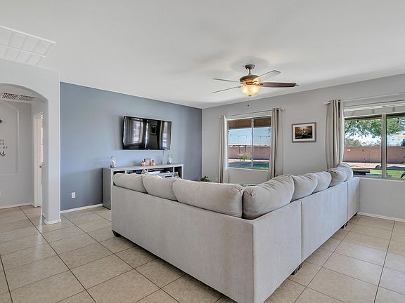 3rd image of 3117 S 121st Dr