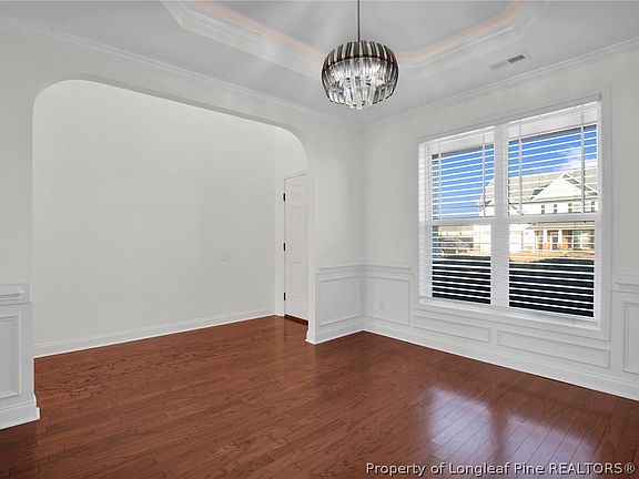 5th image of 120 Lockwood Dr