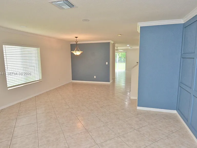 4648 56th Ln — Photo 8