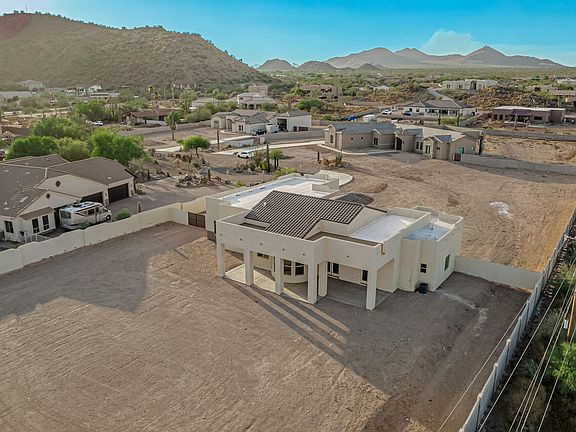 5th image of 10043 E HILLVIEW Street