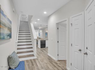 856 5th Ave S, Jacksonville Beach, FL 32250