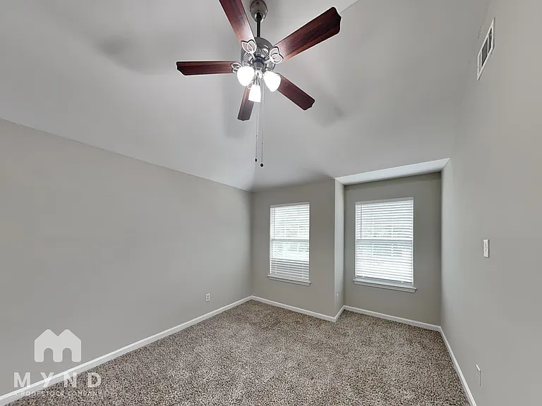 216 Allegrini Dr — Photo 29