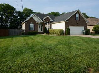 411 Guethlein Dr, Mount Juliet, TN 37122