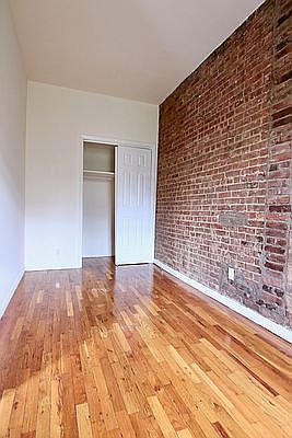 5th image of 54 W 84th St APT 2R