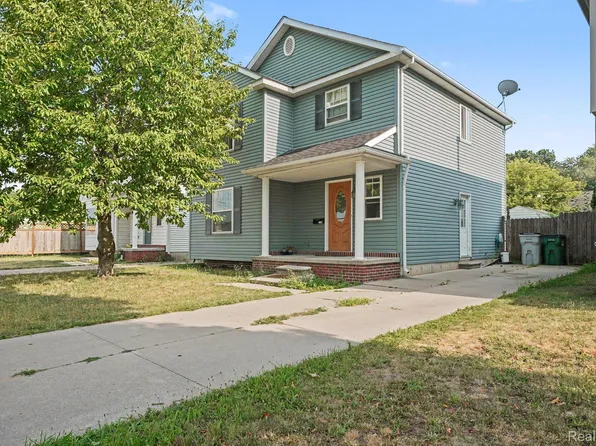 1750 E Woodruff Ave, Hazel Park, MI 48030