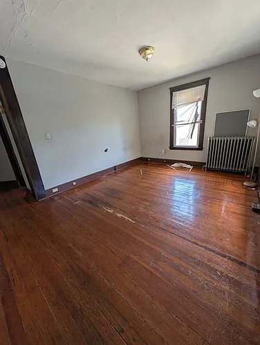 24 Hallock Ave #3 Photo 1