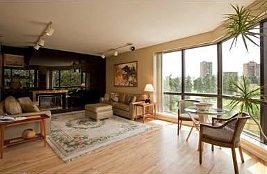 4th image of 1299 N Gilpin St APT 6E