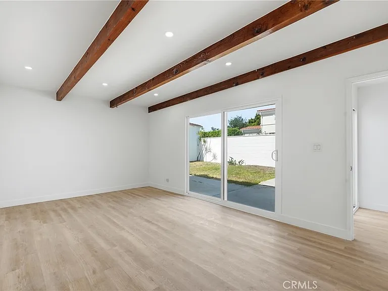 1700 Voorhees Ave — Photo 10