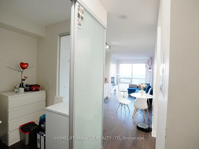 4011 Brickstone Mews #4401 — Photo 6