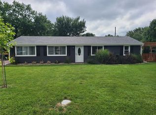 8105 N Summit St, Kansas City, MO 64118