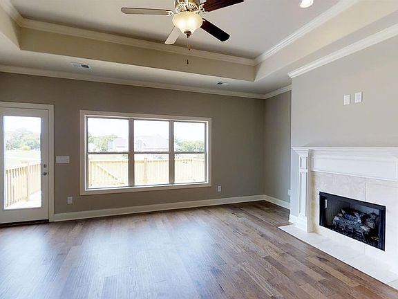 4th image of 151 Spencer Springs Dr