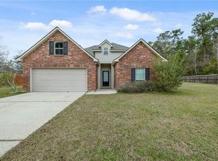 17067 Beacon St, Ponchatoula, LA 70454