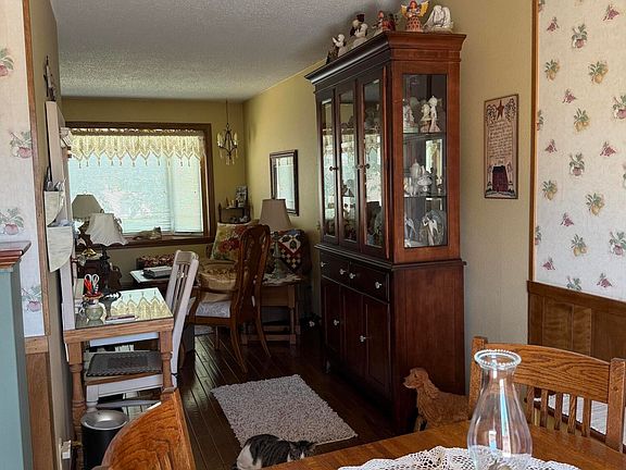 5th image of 1629 Library Cir