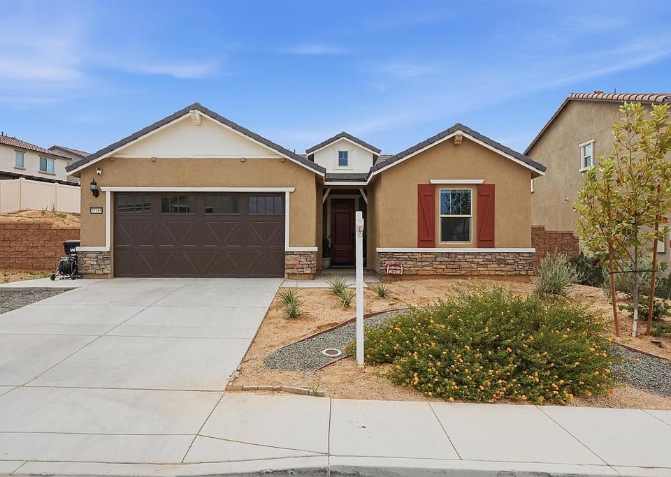 1st image of 27189 Felsic Dr