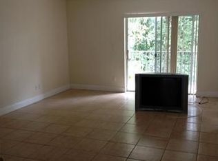 6700 Nova Dr #2027, Davie, FL 33317