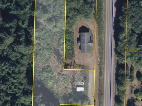 5635 STATE RT 101, South Bend, WA 98586