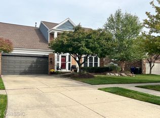 6644 Weathersfield Way, Canton, MI 48187