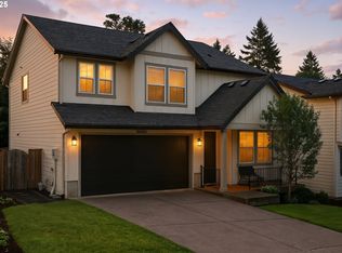 59720 Sapphire Ct, Saint Helens, OR 97051