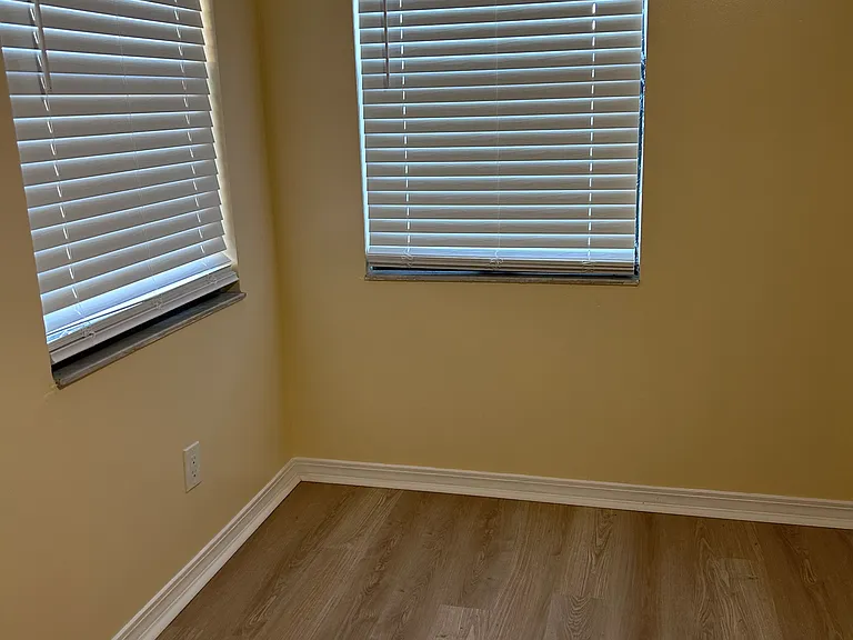 5805 Liska Dr — Photo 55