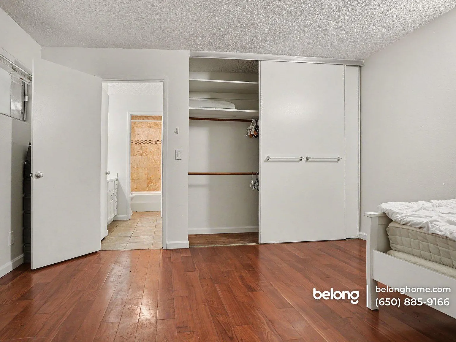 1 bed, 1.0 bath, 950 sqft, $2,795 — Photo 2