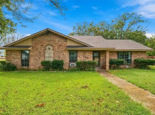 741 S 1st St, Hewitt, TX 76643