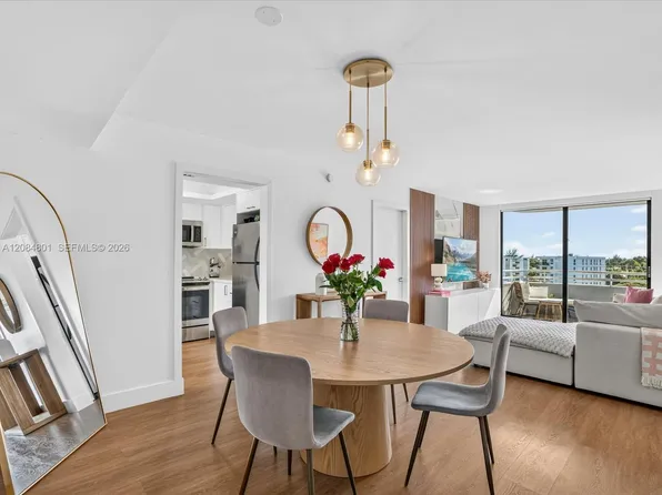 8201 Byron Ave APT 502, Miami Beach, FL 33141
