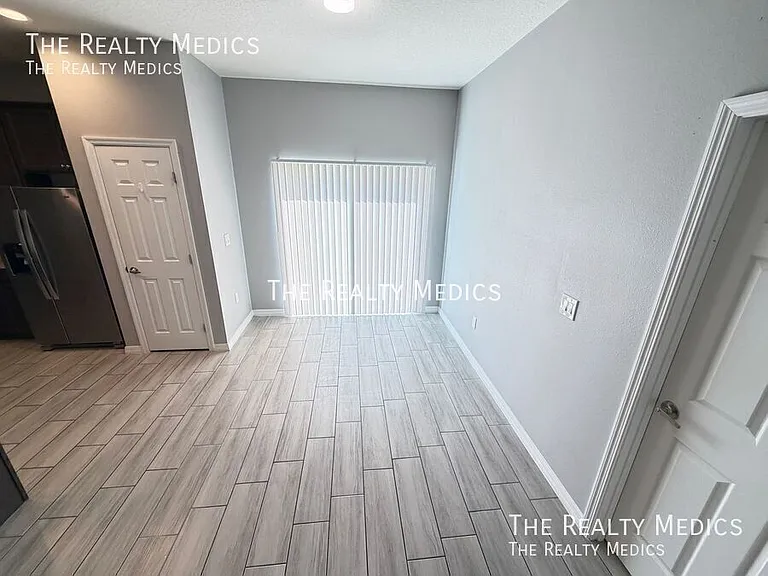 491 Ixora Ave NW — Photo 22