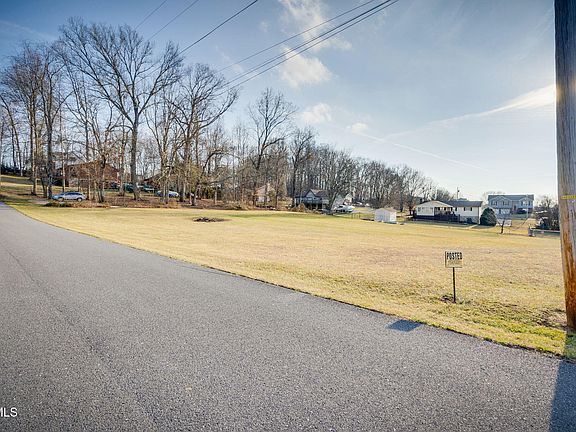 2nd image of E Harmony Acres Drive East Dr