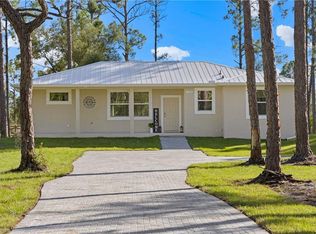 7727 19th Pl, Labelle, FL 33935