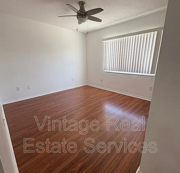 1324 Kelridge Pl — Photo 18